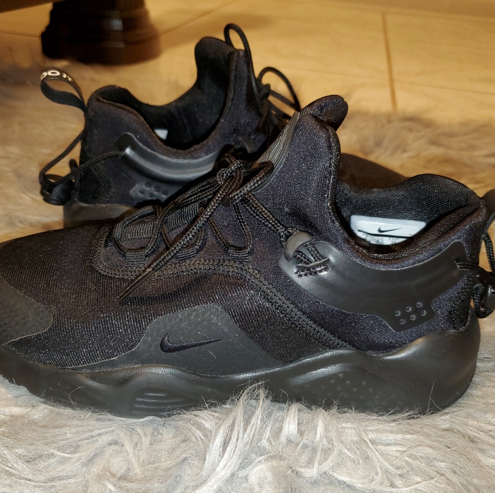 Nike Huarache City Move